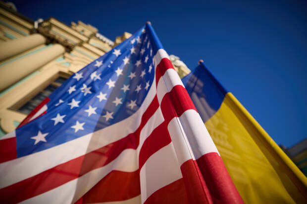 Макарова: Украина не официального уведомления от США не бомбить российские НПЗ