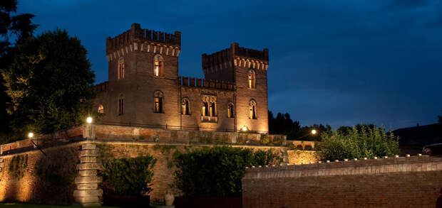 8. Relais Castello Bevilacqua