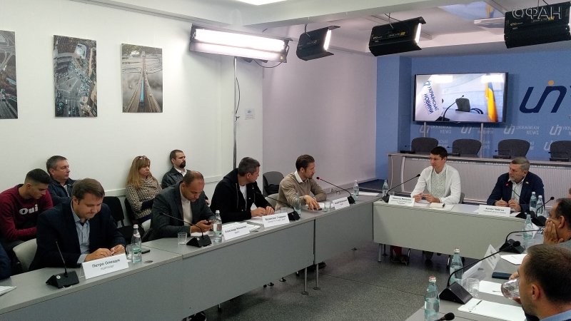 Депутаты Рады надеются ограбить жителей Крыма, если отвоюют полуостров Депутаты Рады надеются ограбить жителей Крыма, если отвоюют полуостров