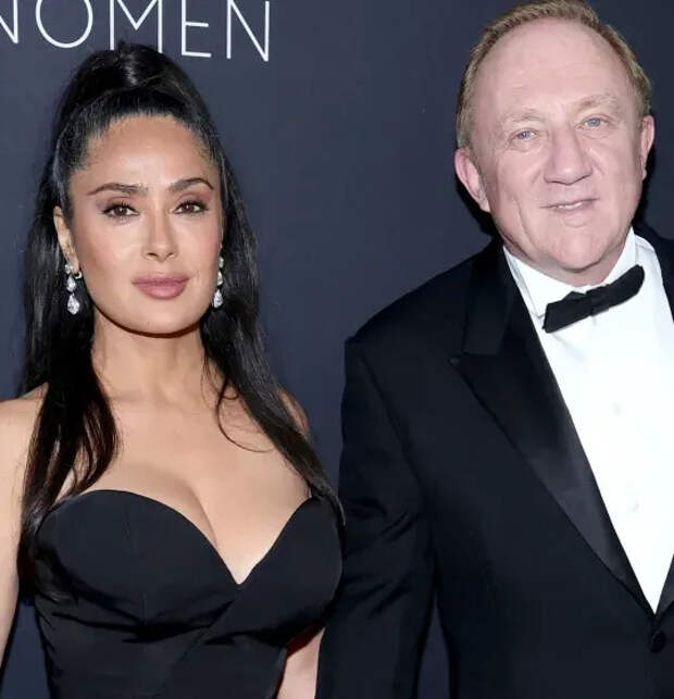 Сальма Хайек в Balenciaga и Франсуа-Анри Пино