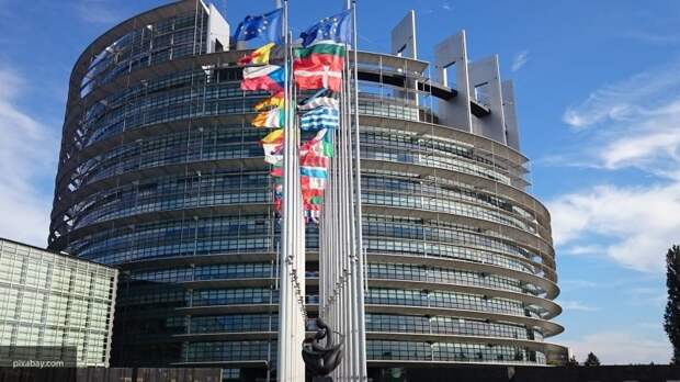 Депутаты правой фракции в Европарламенте выступили за снятие санкций с России
