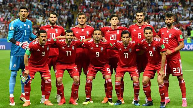 Футболисты сборной Ирана не стали исполнять гимн страны перед матчем ЧМ