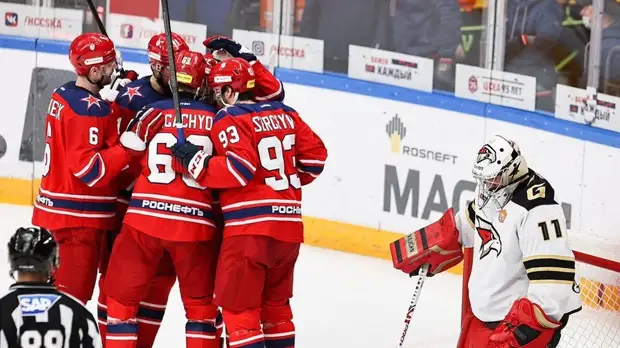 ЦСКА дома переиграл «Авангард» в матче КХЛ
