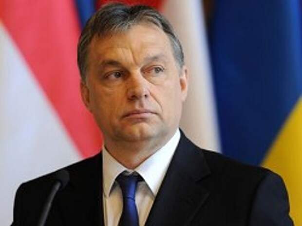 Премьер-министр Венгрии назвал беженцев "мусульманскими захватчиками"