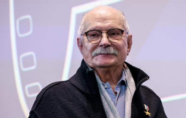 «Там целая философия»: как выглядит дом 78-летнего Никиты Михалкова на Николиной Горе