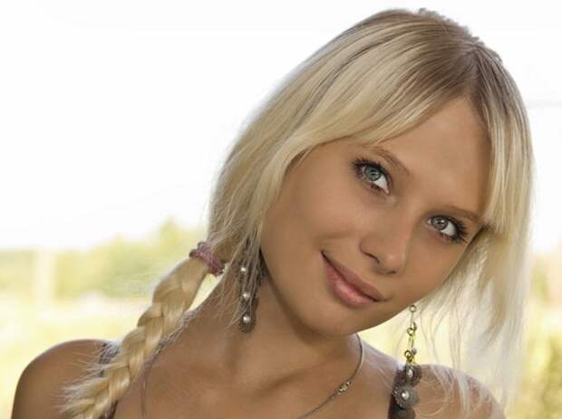 427663_blondinka_lico_vzglyad_kosa_2048x1365_(www.GdeFon.ru) 427663_blondinka_lico_vzglyad_kosa_2048x1365_(www.GdeFon.ru)