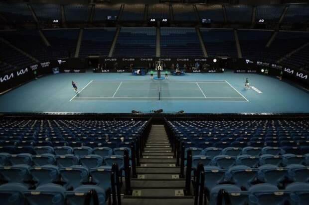 australian open fans forced to leave mid match