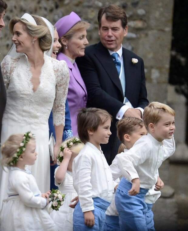 Кейт Миддлтон вместе с детьми посетила свадьбу подруги