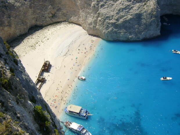 Бухта Навайо (Navagio Beach). Остров Закинф, Греция