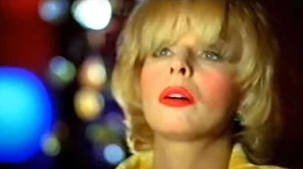 Продюсер заявил, что Ветлицкая может рассчитывать в РФ лишь на "бывших фанатов"