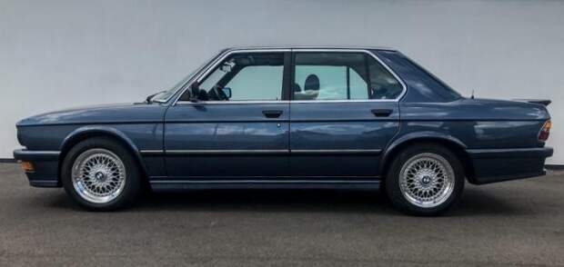 BMW 535i E28 Акула - таких уже не делают