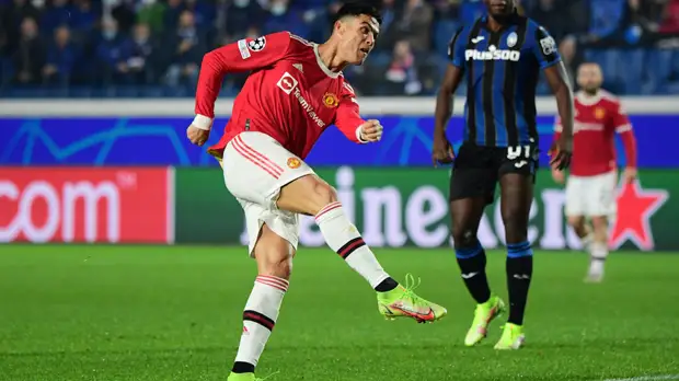 Фердинанд считает, что Роналду не будет претендовать на «Золотой мяч» в этом году