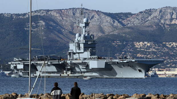 BFMTV: Франция направила авианосец Charles de Gaulle в Восточное Средиземноморье