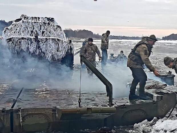 СМИ: украинские военные совершают суицид, чтобы не форсировать Днепр (ФОТО)