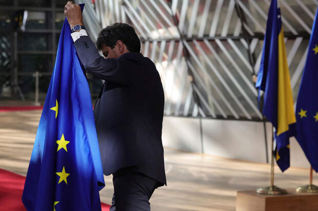 ЕК предложила привлекать извне средства на поддержку граничащих с РФ регионов