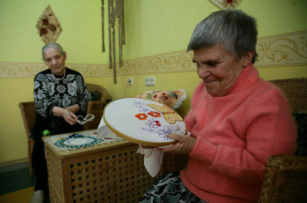 Молодежь отучат от дискриминации пожилых