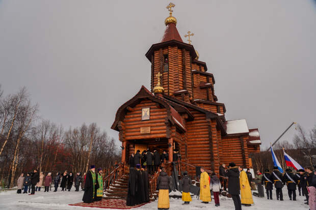 В главную базу Северного флота прибыл шлем-ковчег с мощами Святого благоверного великого князя Александра Невского