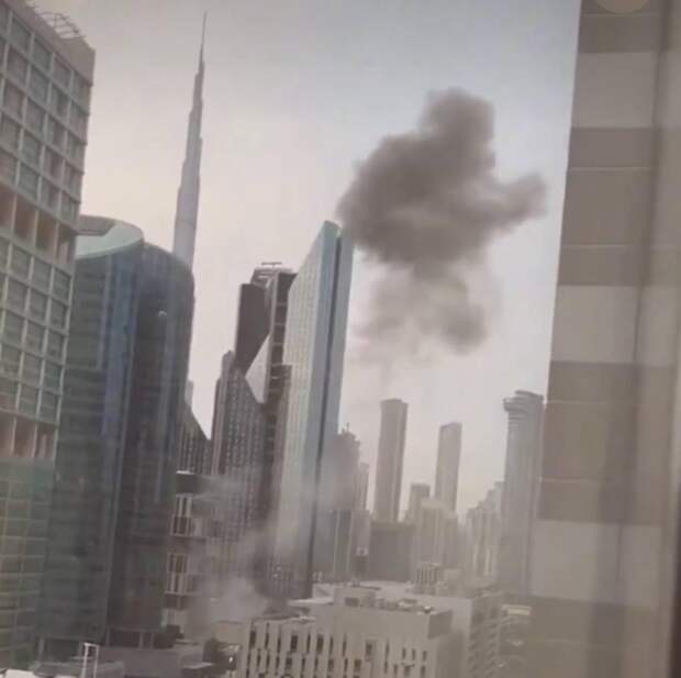 Иран атаковал дубайский международный финансовый центр с помощью БПЛА.