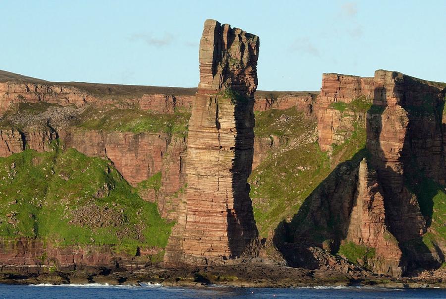 rocks07 Самые красивые и необычные морские скалы