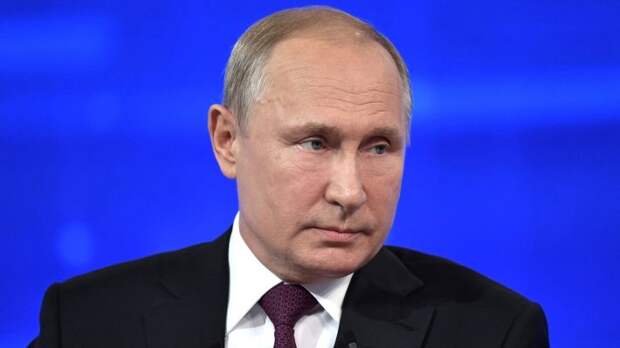 Уровень одобрения деятельности Владимира Путина вырос до 65,2 % 