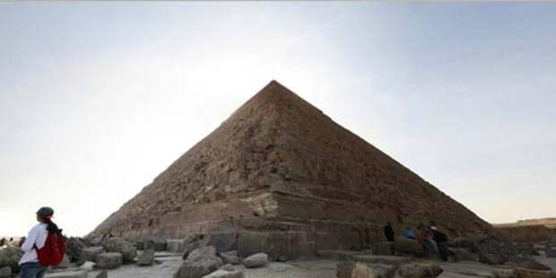 Пирамиды Гизы Хефрена и Хеопса
