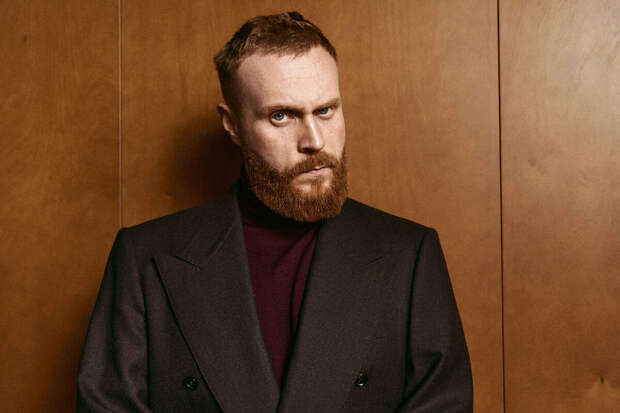 Комик Евгений Чебатков признался, что считает жену важнейшим человеком в жизни