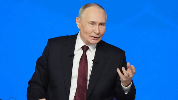 Путин поручил расширить гуманитарные миссии в дружественные государства