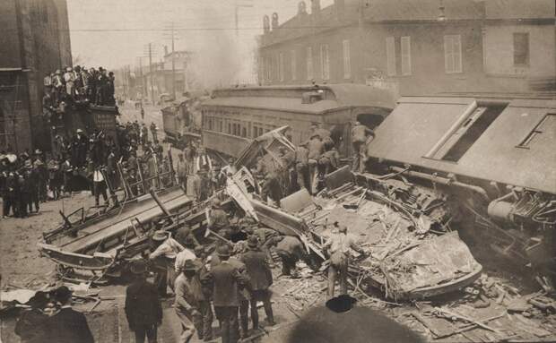Последствия столкновения трамвая и поезда, Лексингтон, штат Кентукки, 1907 год. история, события, фото