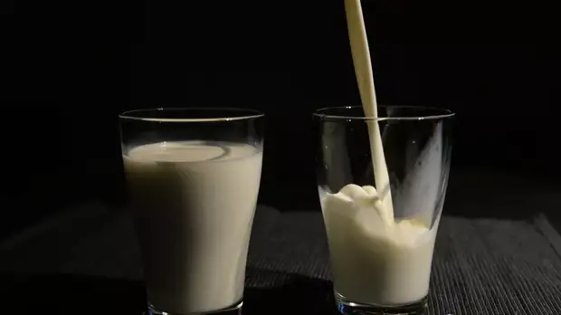 Гастроэнтеролог Гронская усомнилась в пользе кефира перед сном