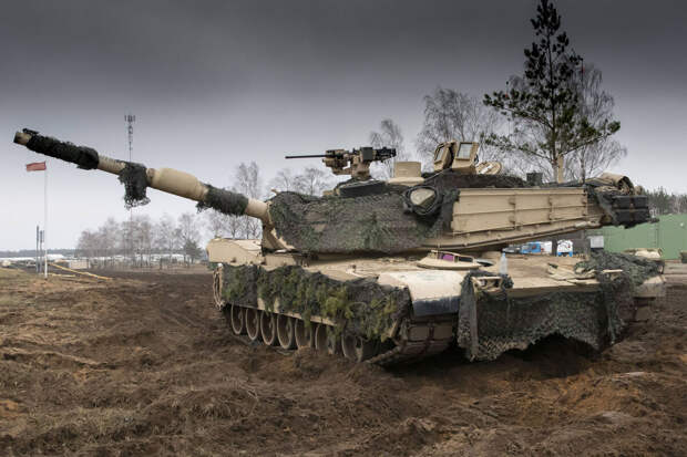Чемезов: специалисты "Ростеха" провели осмотр трофейного танка Abrams с Украины