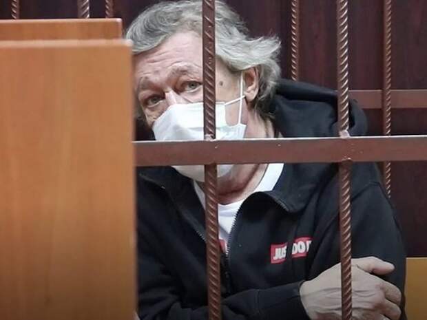 Михайил Ефремов в суде