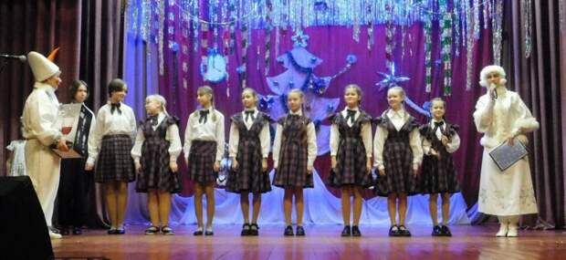 В Островском прошел гала-концерт победителей муниципального фестиваля-конкурса