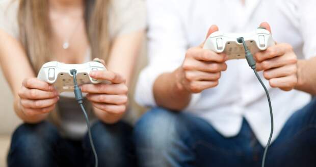 Почему девушки не играют в игры?