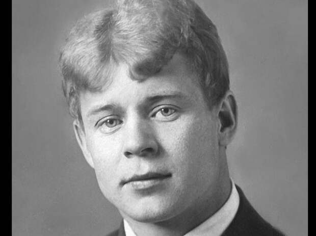 В Кабуле почтили память Сергея Есенина в преддверии 130-летия поэта