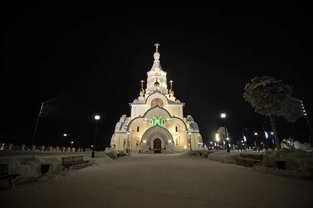 Храм святой мученицы Татианы, Когалым. Фото: Максим Полозов и Андрей Зубарев
