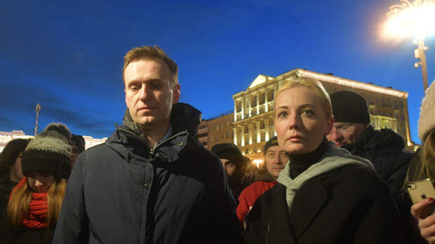 Отравление Навального: Главный подозреваемый – жена