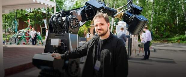 Участник «ЭнергоТехноФеста» представляет свой стартап