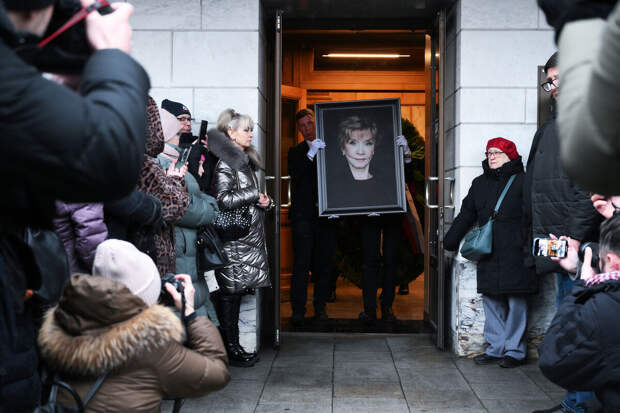 Нотариус открыл наследственное дело после кончины актрисы Алентовой