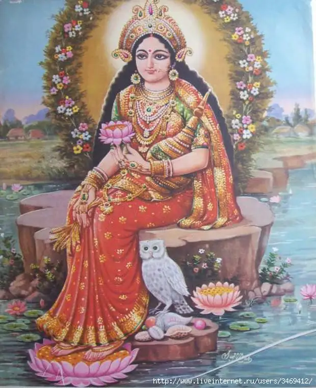 Индуизм брахма вишну шива. Варуна деви. Боги индии брахма вишну шива. Богиня деви индия. Лакшми деви богиня индии.
