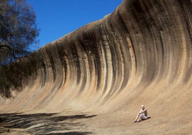 Скала "Волна" (Wave Rock), Хайден, Западная Австралия Скала "Волна" (Wave Rock), Хайден, Западная Австралия