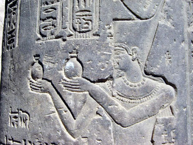 Египетские благовония, «кельнская вода» и другие факты из истории парфюма