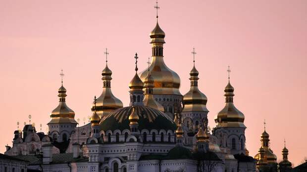 Первая победа в споре о Киево-Печерской лавре: Суд встал на сторону монахов