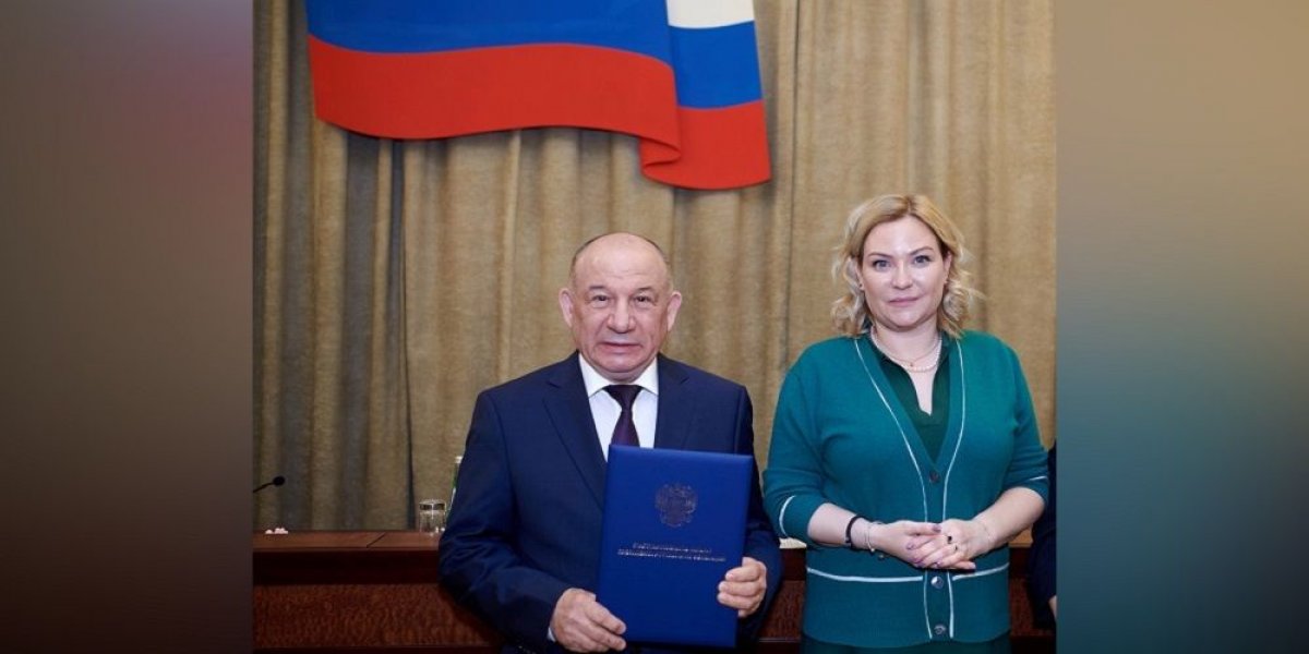 Коллектив Омского театра драмы получил Благодарственное письмо президента РФ Владимира Путина