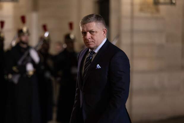 Фицо назвал ЕС кораблем самоубийц из-за отказа от российского топлива