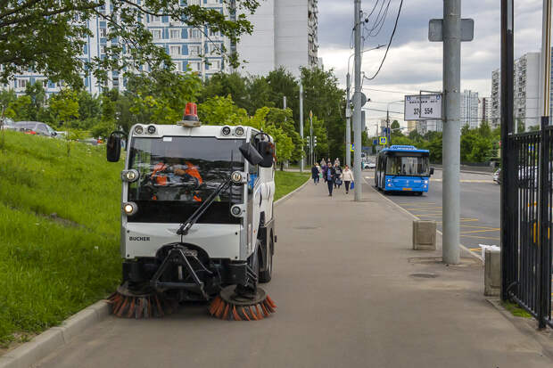 Улицы Новосибирска обработают специальным реагентом от пыли