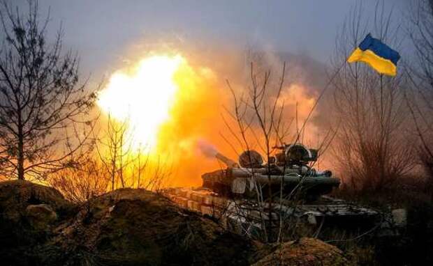 СРОЧНО: На Донбассе горят танки ВСУ, враг несёт потери  | Русская весна