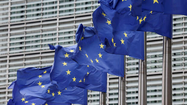 La Repubblica: месть Мерца Макрону из-за Украины грозит ЕС расколом