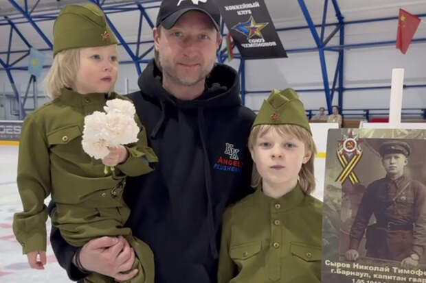 Продюсер Яна Рудковская сняла видео с сыновьями в военной форме