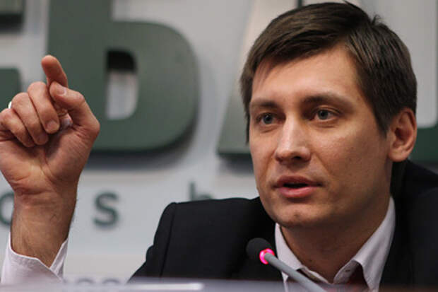 Дмитрий Гудков
