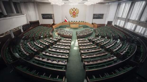 Верх непопулярности. Люди требуют лишить Терешкову всех званий и переименовать названные в её честь улицы